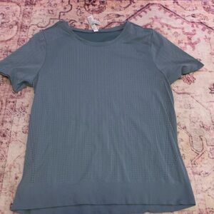 Athleta In Motion Seamless Athletic Top